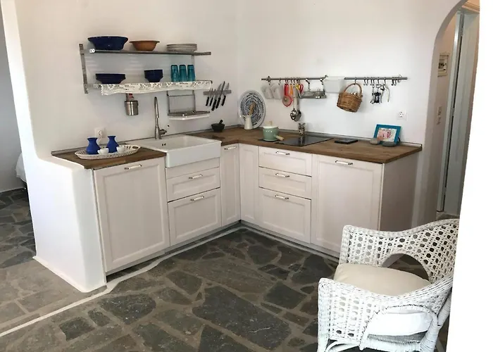 Mykonos Athanasia Seaview Oasis By The Port *